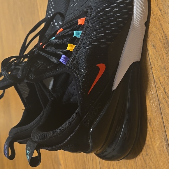 Nike Air Max 270 Black Sneakers with Multicolor Accents - Picture 10 of 13